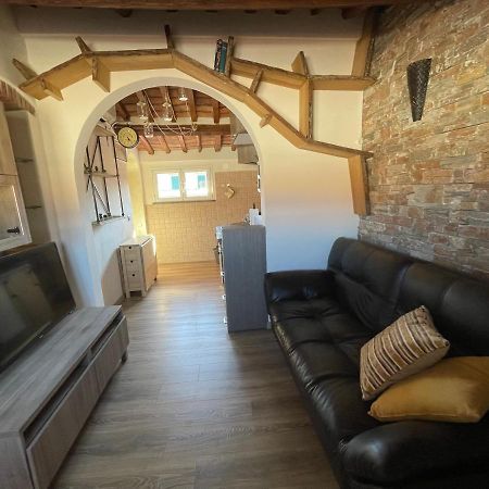 Il Cappellaio Matto Apartamento Livorno Exterior foto